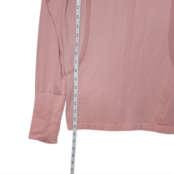 Lululemon Swiftly Tech Twilight Rose Crewneck Sleeve Thumb Hole women's size 10 - Picture 10 of 10